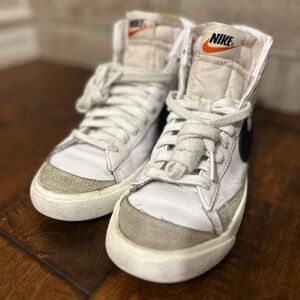 Nike blazer mid ‘77 kids